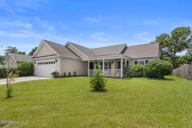 310 Whirlaway Boulevard, Sneads Ferry, NC 28460