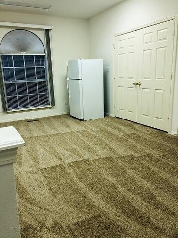 1782 N Gregg Avenue, Fayetteville, AR 72703