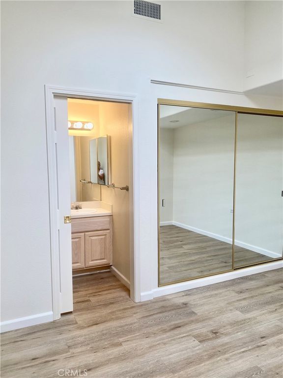 Image 13 of property listing at 1670 Interlachen Rd., M12-43C, Seal Beach, CA 90740