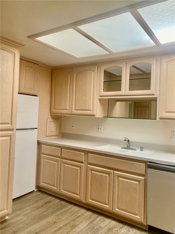 Image 18 of property listing at 1670 Interlachen Rd., M12-43C, Seal Beach, CA 90740