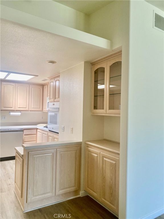Image 28 of property listing at 1670 Interlachen Rd., M12-43C, Seal Beach, CA 90740