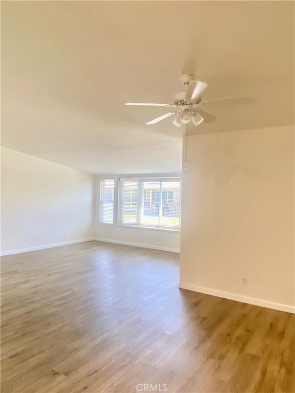 Image 8 of property listing at 1670 Interlachen Rd., M12-43C, Seal Beach, CA 90740