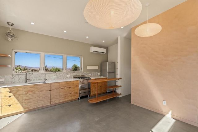 8744 Star Lane, Joshua Tree, CA 92252