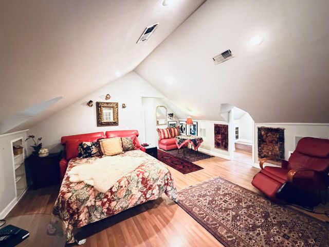 1051 S REMBERT ST, Memphis, TN 38104