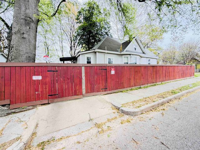 1051 S REMBERT ST, Memphis, TN 38104