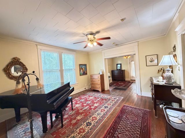 1051 S REMBERT ST, Memphis, TN 38104