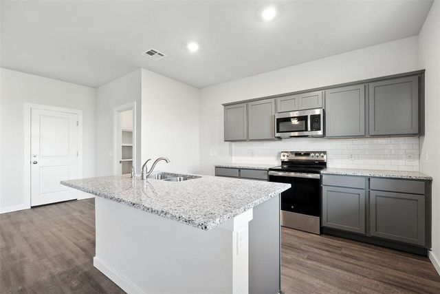 1010 Prairie Drive, Tuttle, OK 73089