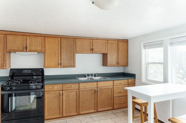 606 S 900 E, Salt Lake City, UT 84102