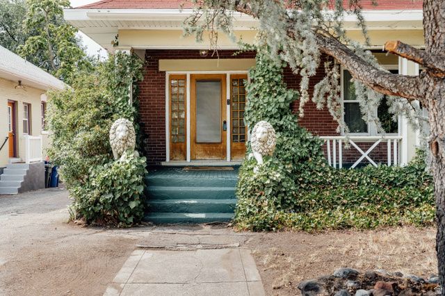 606 S 900 E, Salt Lake City, UT 84102