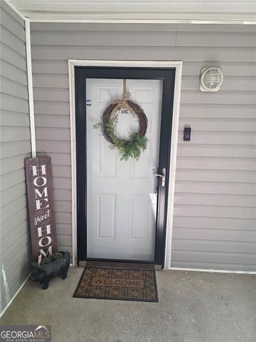 6102 Fairington Ridge Circle, Lithonia, GA 30038