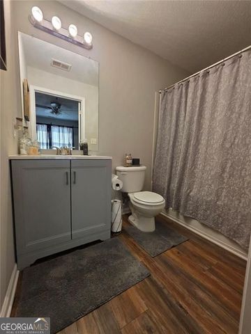 6102 Fairington Ridge Circle, Lithonia, GA 30038