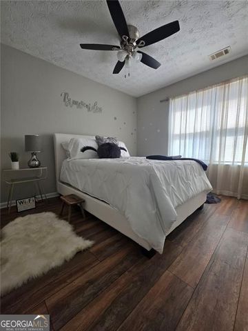 6102 Fairington Ridge Circle, Lithonia, GA 30038