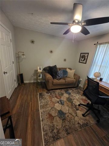 6102 Fairington Ridge Circle, Lithonia, GA 30038