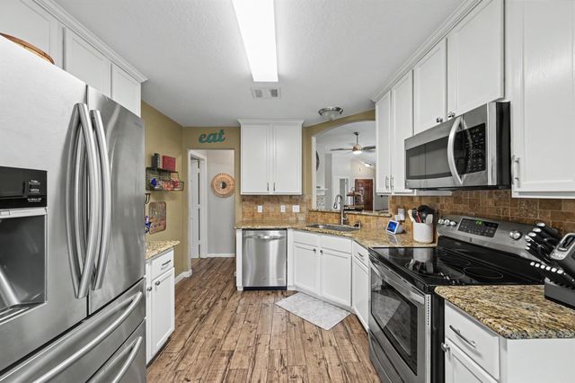 12303 Fairhaven Lane, Montgomery, TX 77356