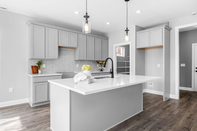 60 Oak Street, Delaware, OH 43015