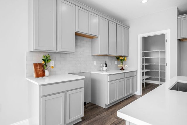 60 Oak Street, Delaware, OH 43015