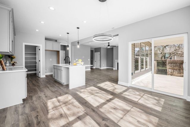 60 Oak Street, Delaware, OH 43015