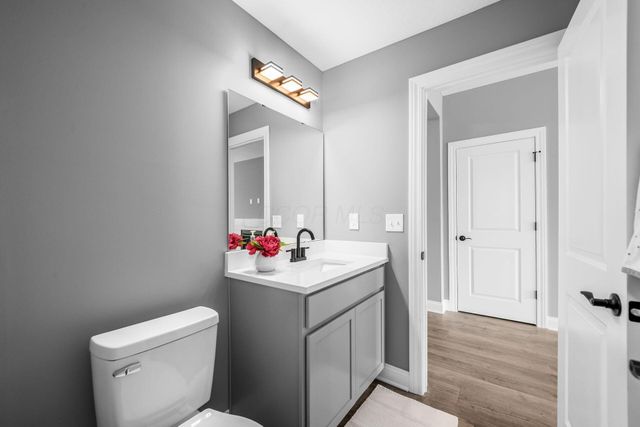 60 Oak Street, Delaware, OH 43015