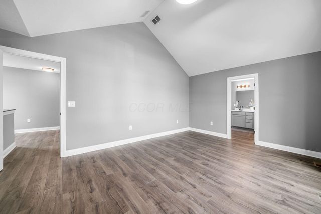 60 Oak Street, Delaware, OH 43015