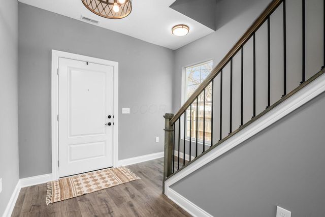 60 Oak Street, Delaware, OH 43015