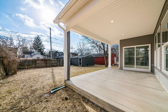 60 Oak Street, Delaware, OH 43015