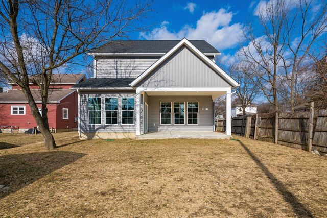 60 Oak Street, Delaware, OH 43015