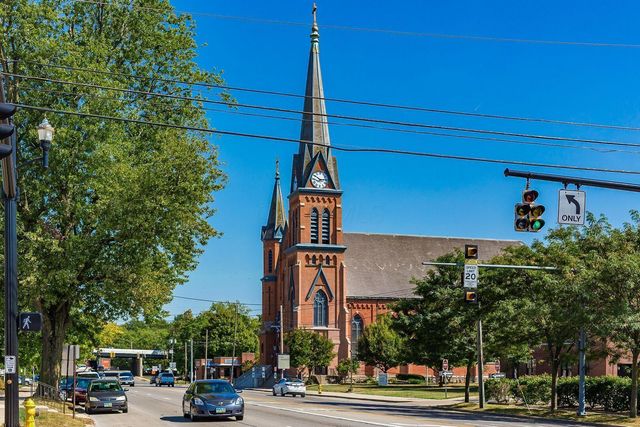 60 Oak Street, Delaware, OH 43015