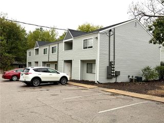 1501 W 25th Court C7, Lawrence, KS 66046