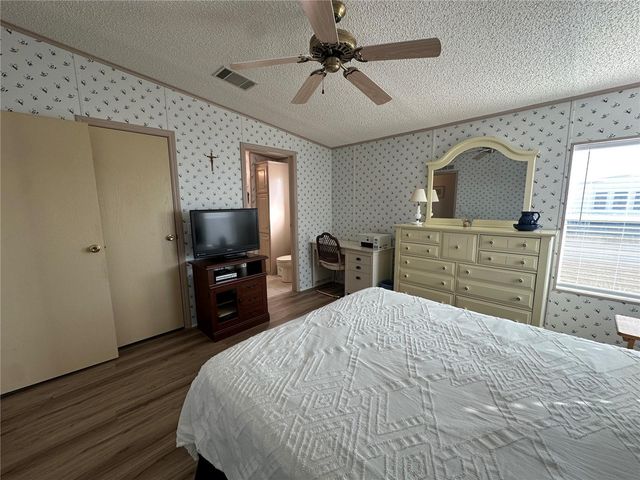 552 AMBERJACK DRIVE, North Port, FL 34287