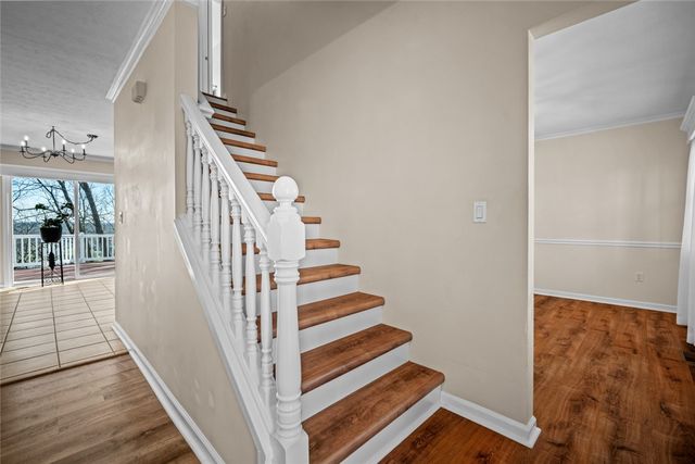 1514 View Point Drive, Beavercreek, OH 45434