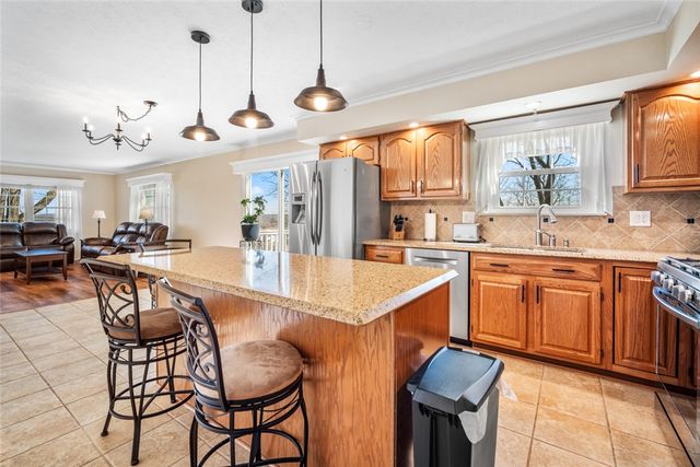 1514 View Point Drive, Beavercreek, OH 45434