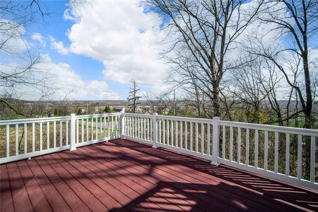 1514 View Point Drive, Beavercreek, OH 45434