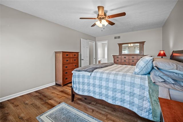 1514 View Point Drive, Beavercreek, OH 45434