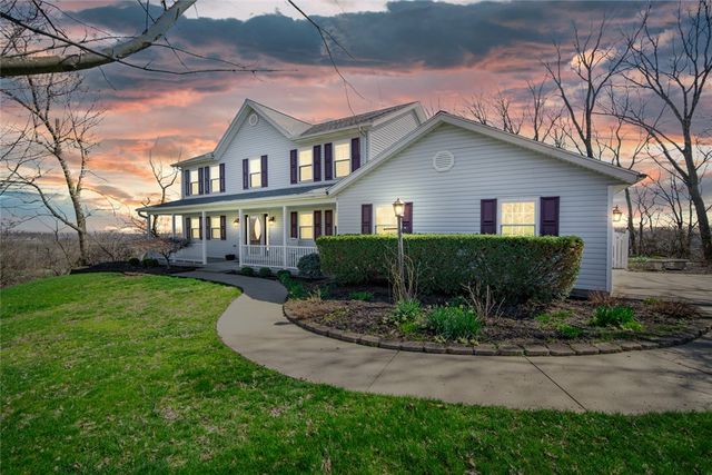 1514 View Point Drive, Beavercreek, OH 45434