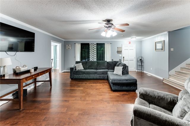 2620 BERKLEY HILLS DR, Tuscaloosa, AL 35404