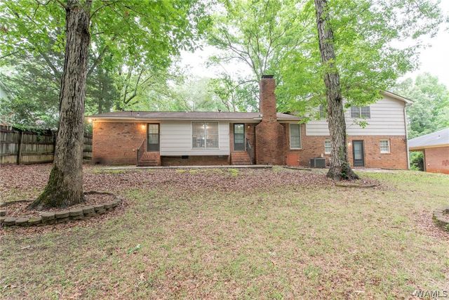 2620 BERKLEY HILLS DR, Tuscaloosa, AL 35404