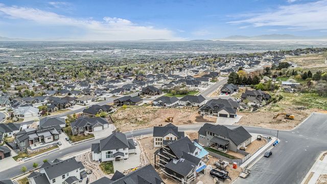 3820 N 600 E, North Ogden, UT 84414