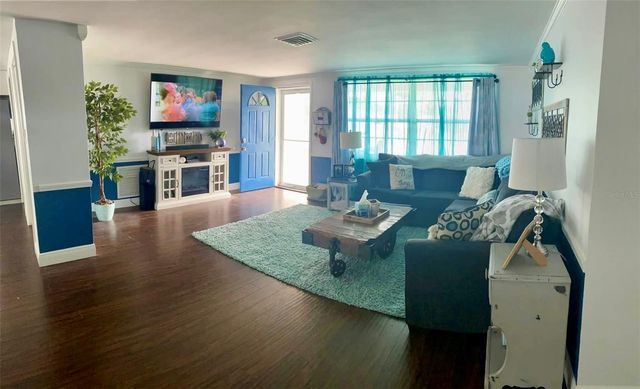 5240 SCHOOL ROAD, New Port Richey, FL 34653