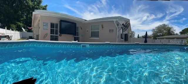 5240 SCHOOL ROAD, New Port Richey, FL 34653