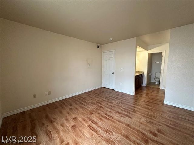 2606 South Durango Drive 172, Las Vegas, NV 89117