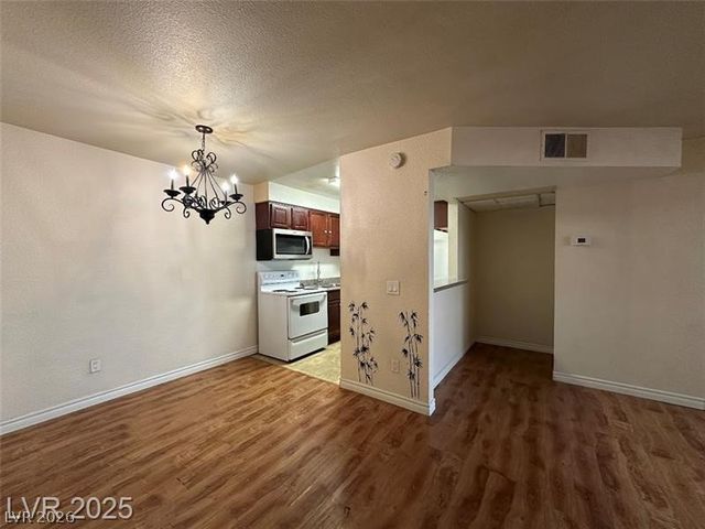 2606 South Durango Drive 172, Las Vegas, NV 89117