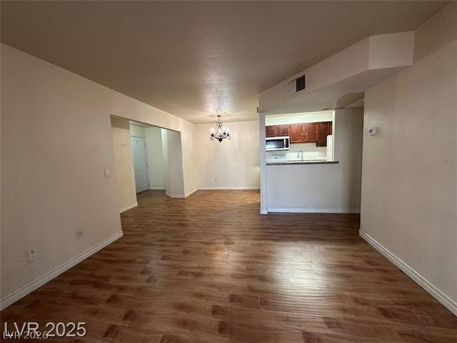 2606 South Durango Drive 172, Las Vegas, NV 89117