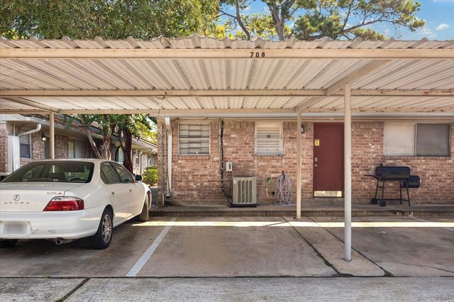 197 W Tri Oaks Lane 197, Houston, TX 77043