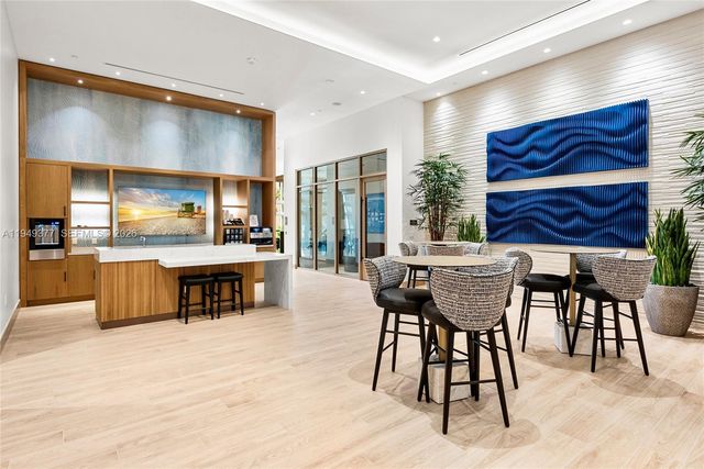 151 N Seabreeze 1003-E, Fort Lauderdale, FL 33304