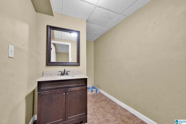 2015 SHADY LANE, Hueytown, AL 35023