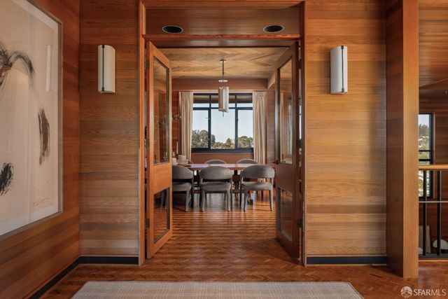 111 Edgehill Way, San Francisco, CA 94127