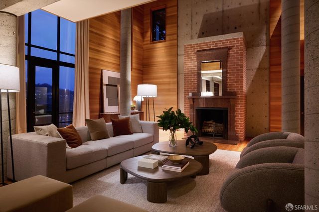 111 Edgehill Way, San Francisco, CA 94127