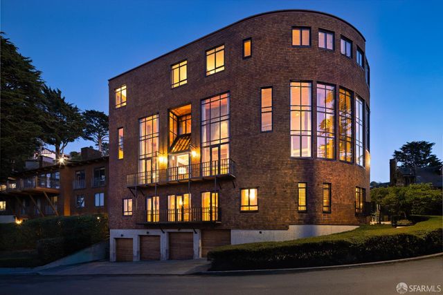 111 Edgehill Way, San Francisco, CA 94127