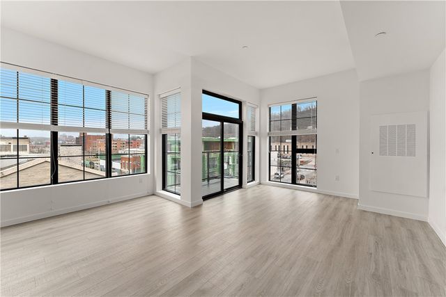 2635 Penn Ave 418, Downtown Pgh, PA 15222