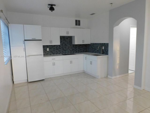 21511 SW 122nd Ct 0, Miami, FL 33177